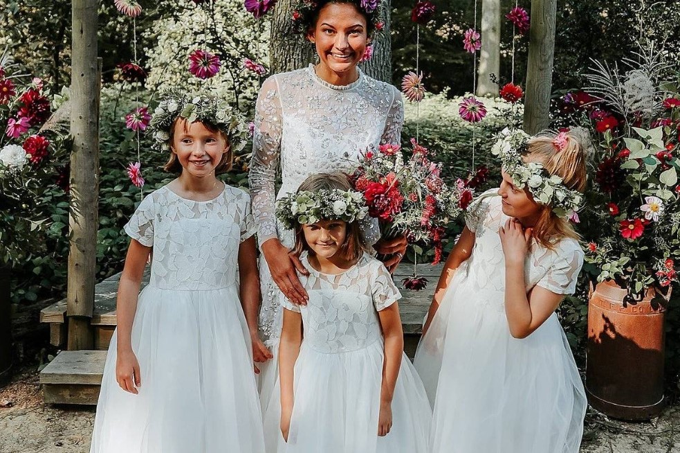 Guide for your flower girl on your special day